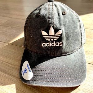 ADIDAS | RELAXED STRAP BACK HAT